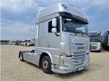 Nyergesvontató DAF XF 510