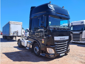 Nyergesvontató DAF XF 510