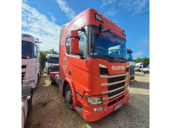 Nyergesvontató SCANIA R 410