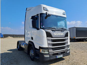 Nyergesvontató SCANIA R 410
