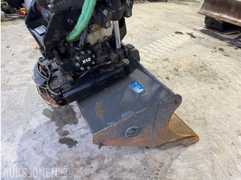 Minikotró 2016 Mecalac 8MCR-T4 gravemaskin: 5 kép. Minikotró 2016 Mecalac 8MCR-T4 gravemaskin: 5 kép.