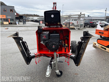 Minikotró 2025 MINIGRAVER SPIDER 360. 600KG. BRIGGS & STRATTON XR 13.5HK 420cc.: 2 kép. Minikotró 2025 MINIGRAVER SPIDER 360. 600KG. BRIGGS & STRATTON XR 13.5HK 420cc.: 2 kép.