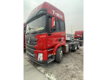 Nyergesvontató Shacman Slightly Used X3000 X5000 (6*4) Semi Truck Head Tractor Head Tipper Head: 2 kép. Nyergesvontató Shacman Slightly Used X3000 X5000 (6*4) Semi Truck Head Tractor Head Tipper Head: 2 kép.