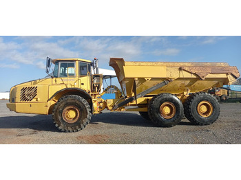 Csuklós dömper VOLVO A35D