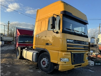 Nyergesvontató DAF XF 95 430