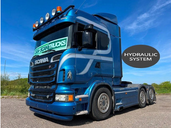 Nyergesvontató SCANIA R 560