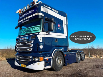 Nyergesvontató SCANIA R 620