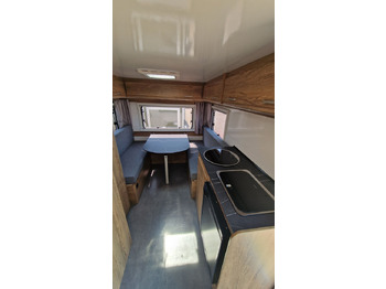 Lakókocsi NIEWIADÓW