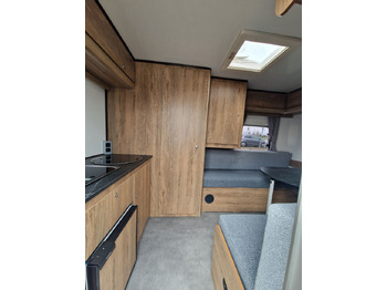 Lakókocsi NIEWIADÓW