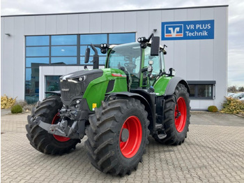 Traktor FENDT 724 Vario