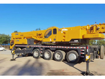 Autódaru XCMG: 2 kép.