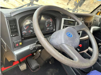 Autódaru XCMG QY30K QY30KC: 4 kép.