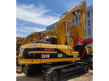 Lánctalpas kotró CAT 320B Excavator: 3 kép.
