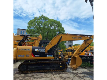 Lánctalpas kotró CATERPILLAR 320D2
