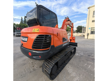Lánctalpas kotró DOOSAN DX60