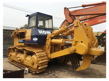 Buldózer KOMATSU D155A-1