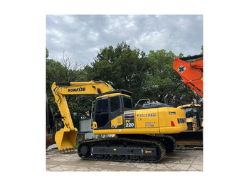 Lánctalpas kotró Komatsu PC 220-8 Excavator: 2 kép.