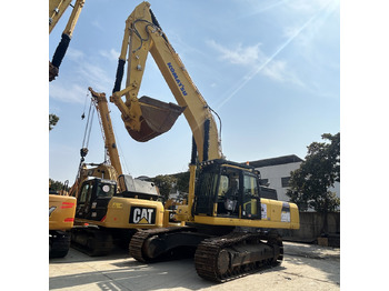 Lánctalpas kotró Komatsu PC400-8 Excavator: 4 kép.