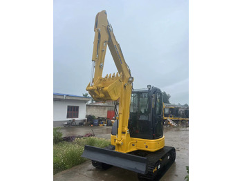 Minikotró KOMATSU PC55