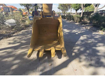Lánctalpas kotró Original second-hand machinery equipment CAT 325C japanese used excavator for sale in shanghai: 5 kép.