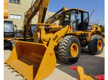 Gumikerekes homlokrakodó CATERPILLAR 966H