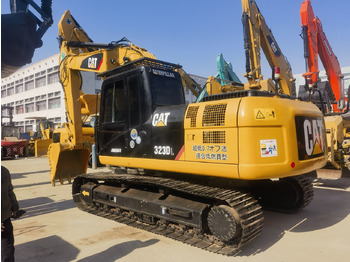 Kotrógép CATERPILLAR 323D