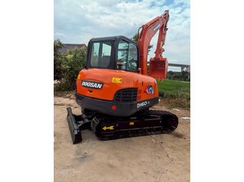Minikotró DOOSAN DH60