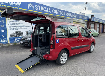 Autó CITROËN