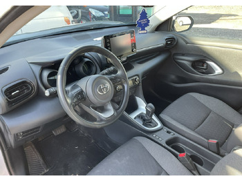 Autó TOYOTA