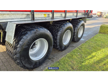 Rendfelszedő Lely Tigo 70 R Combi: 2 kép. Rendfelszedő Lely Tigo 70 R Combi: 2 kép.