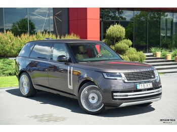 Autó LAND ROVER