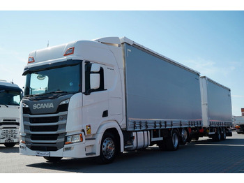 Ponyvás teherautó SCANIA R 450