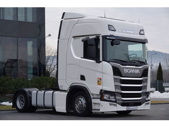 Nyergesvontató SCANIA R 450