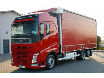 Ponyvás teherautó VOLVO FH 460