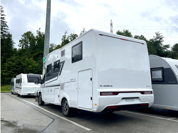 Új Félintegrált lakóautó Adria Matrix 650SC: 4 kép.