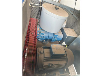 Élelmiszer-feldolgozó gép Robuschi ES55/2P-RVP80 Blower: 2 kép. Élelmiszer-feldolgozó gép Robuschi ES55/2P-RVP80 Blower: 2 kép.