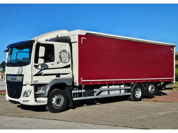 Ponyvás teherautó DAF CF 370