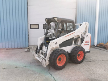Mini homlokrakodó BOBCAT S570