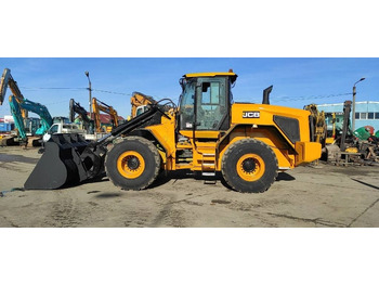 Gumikerekes homlokrakodó JCB 457 HT: 3 kép.