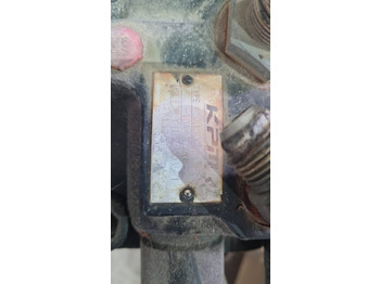 Lánctalp - Építőipari gépek KPM M5X130CHB: 3 kép. Lánctalp - Építőipari gépek KPM M5X130CHB: 3 kép.