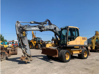 Gumikerekes kotró VOLVO EW140C