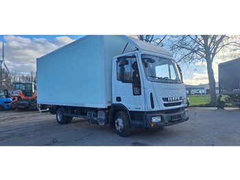 Dobozos felépítményű teherautó IVECO