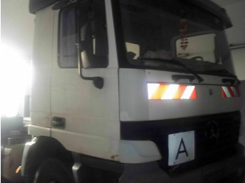 Horgos rakodó teherautó MERCEDES-BENZ