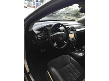 Kisbusz Mercedes-Benz R 320 CDI L 4Matic 7G-TRONIC DPF AMG-Paket: 3 kép.
