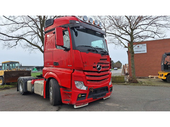 Nyergesvontató MERCEDES-BENZ Actros 1845