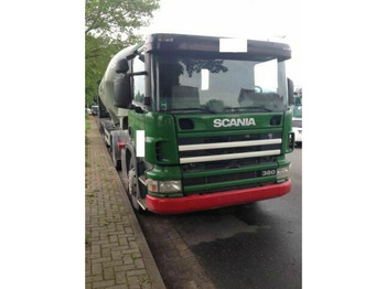 Nyergesvontató SCANIA 114