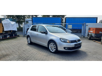 Autó VOLKSWAGEN