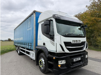 Ponyvás teherautó IVECO EuroCargo