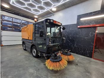 Utcaseprő gép SCHMIDT