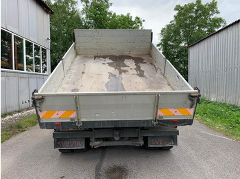 Billenőplatós teherautó Volvo FL615 + HIAB 027-2: 3 kép.